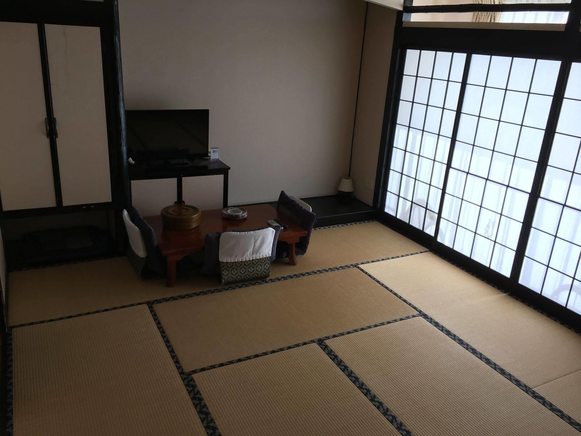 Ryokan Yuri Yufu Bagian luar foto